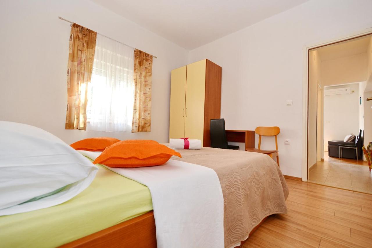 Apartments Antonija Stari Grad Kültér fotó