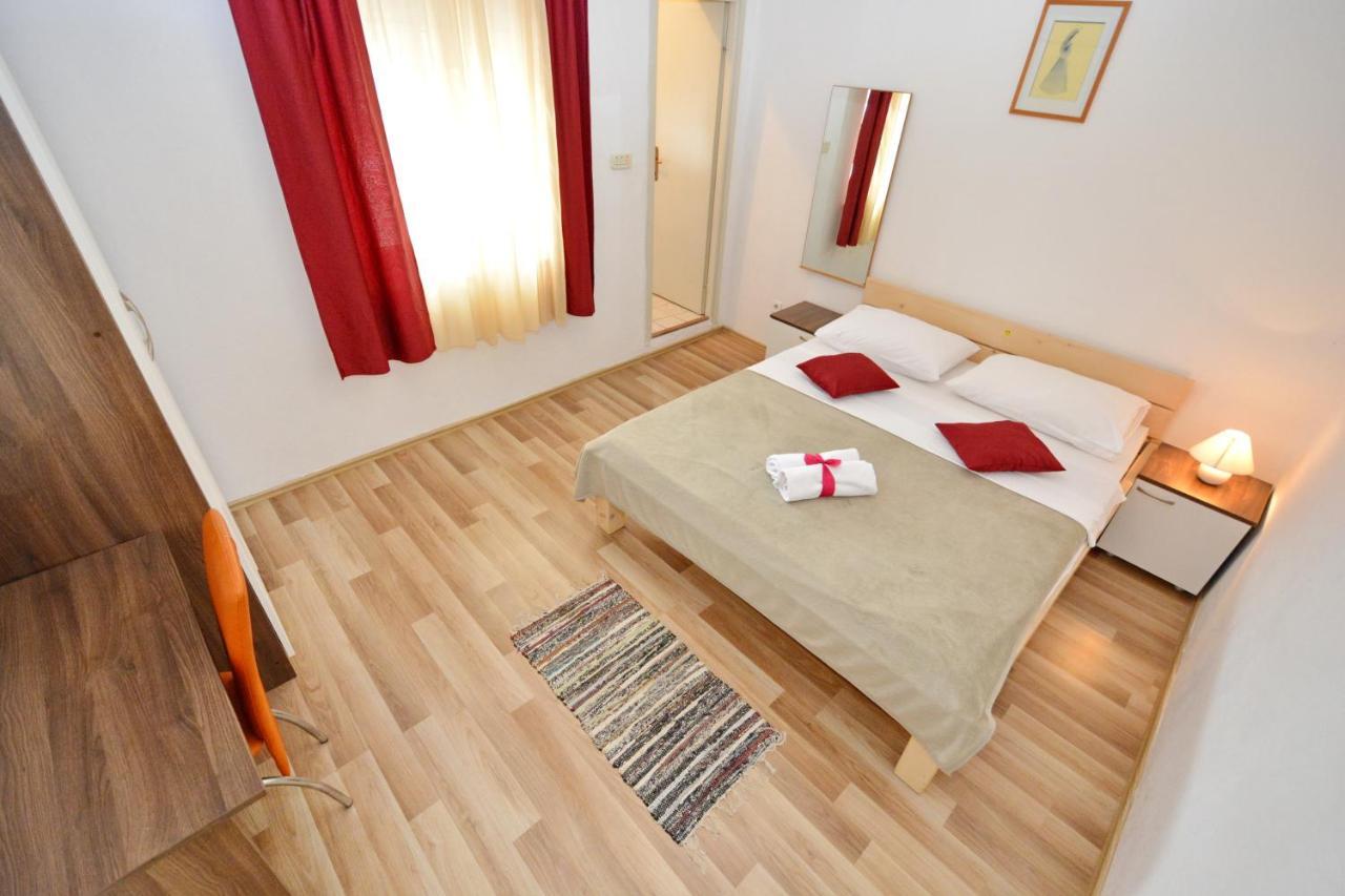 Apartments Antonija Stari Grad Kültér fotó