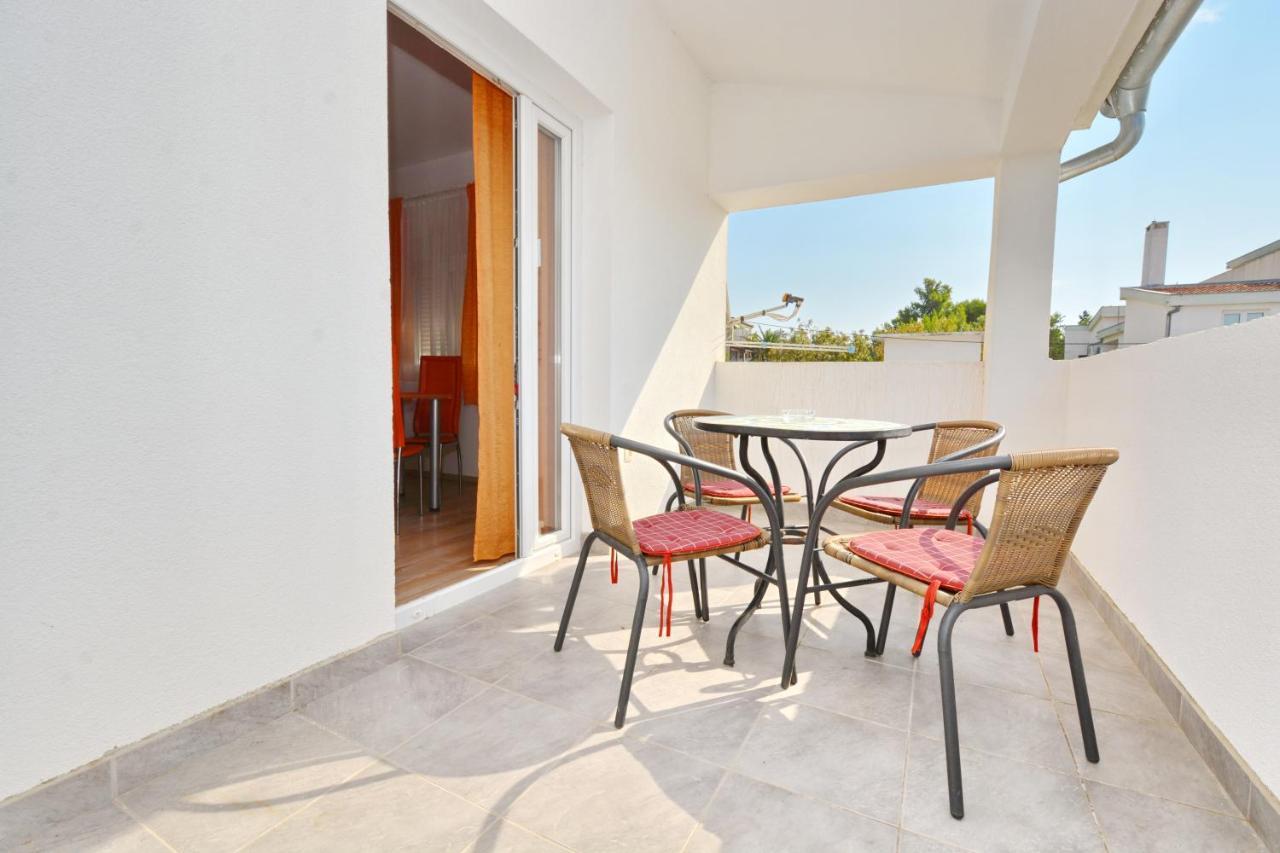 Apartments Antonija Stari Grad Kültér fotó