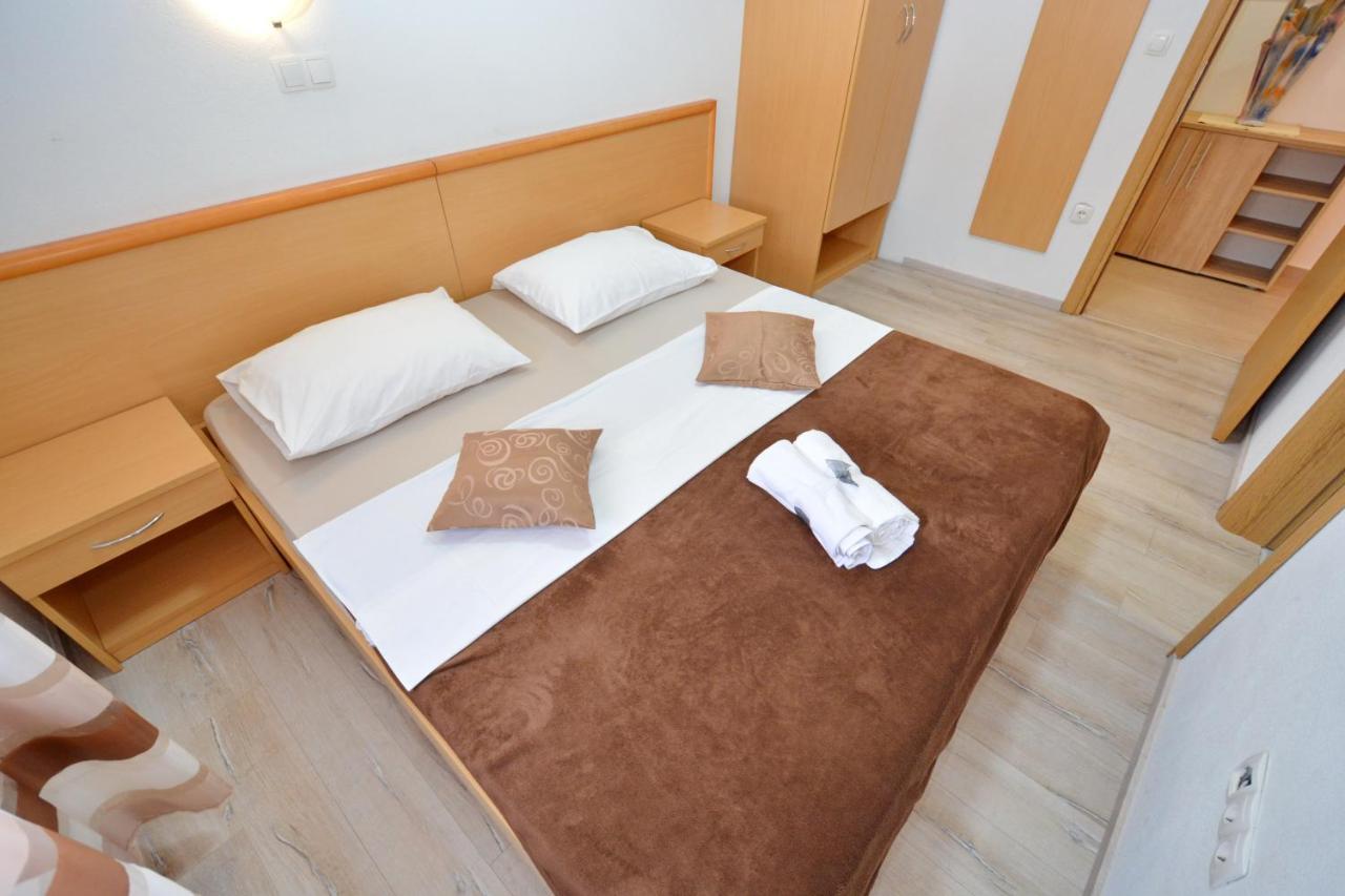 Apartments Antonija Stari Grad Kültér fotó