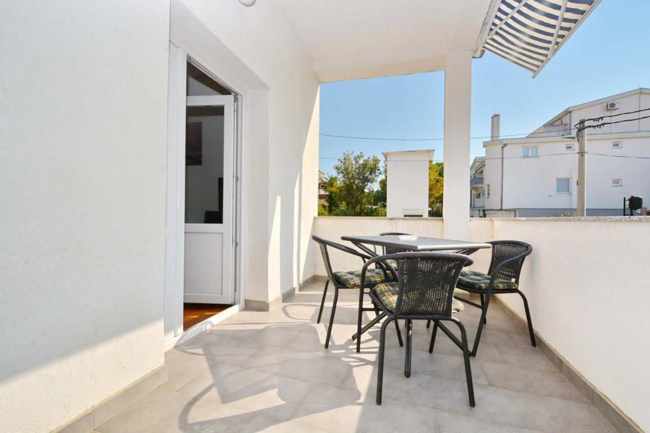 Apartments Antonija Stari Grad Kültér fotó