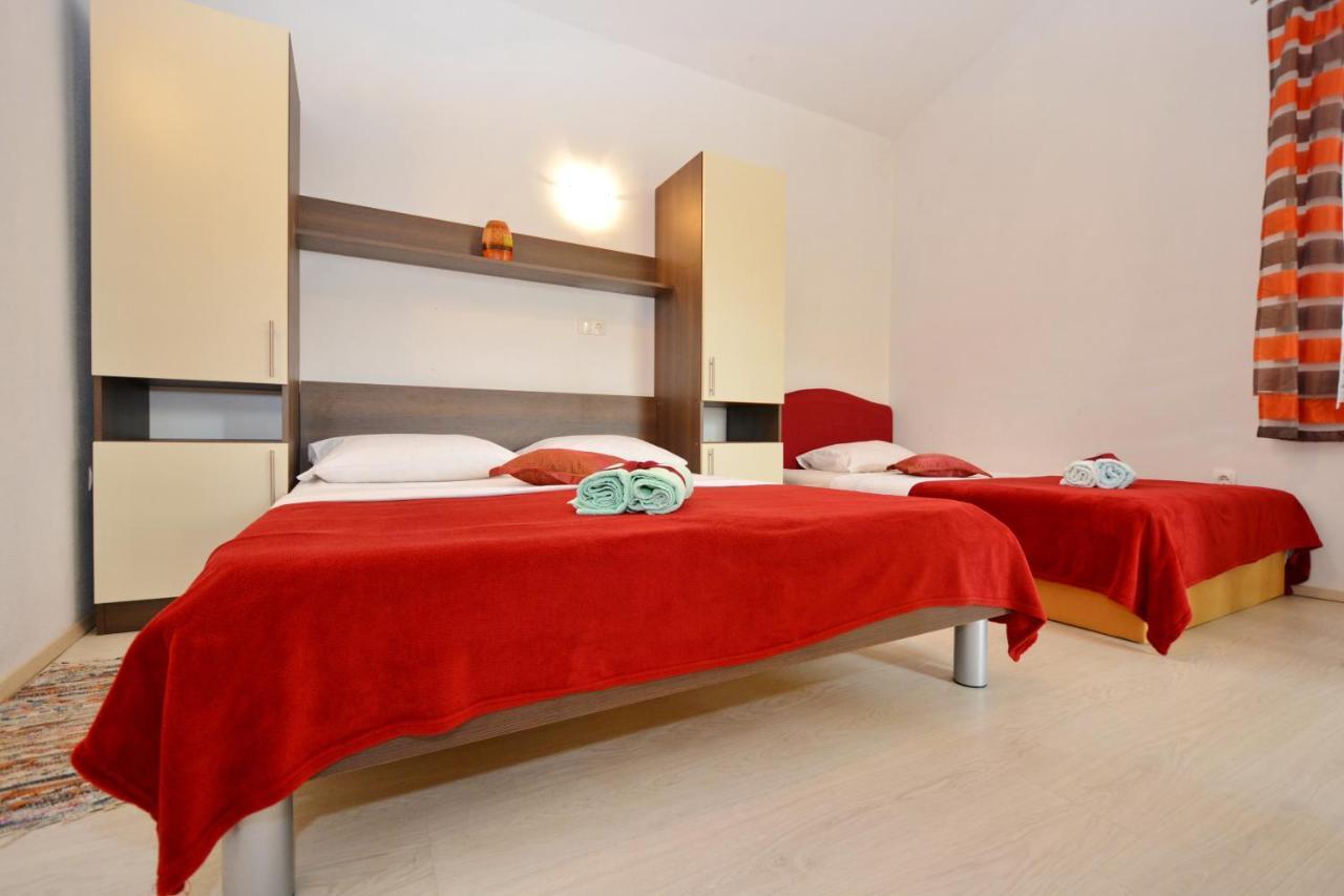 Apartments Antonija Stari Grad Kültér fotó